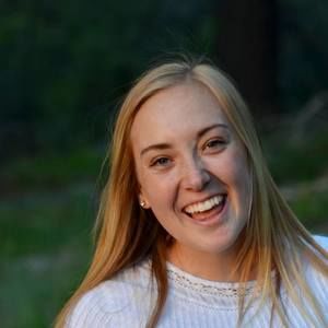 Meet your Posher, Lily